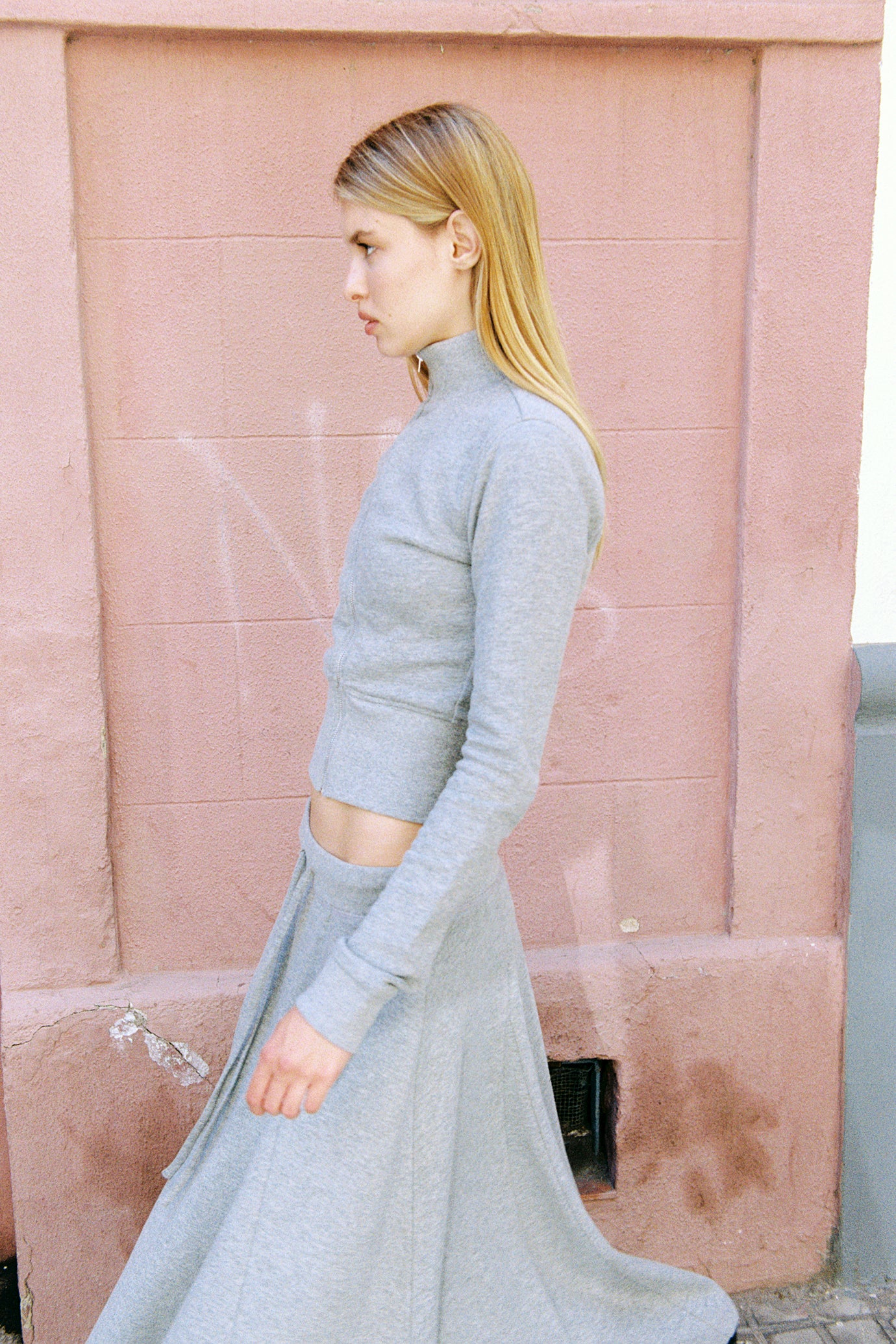 Win Asymmetrical Sweatshirt