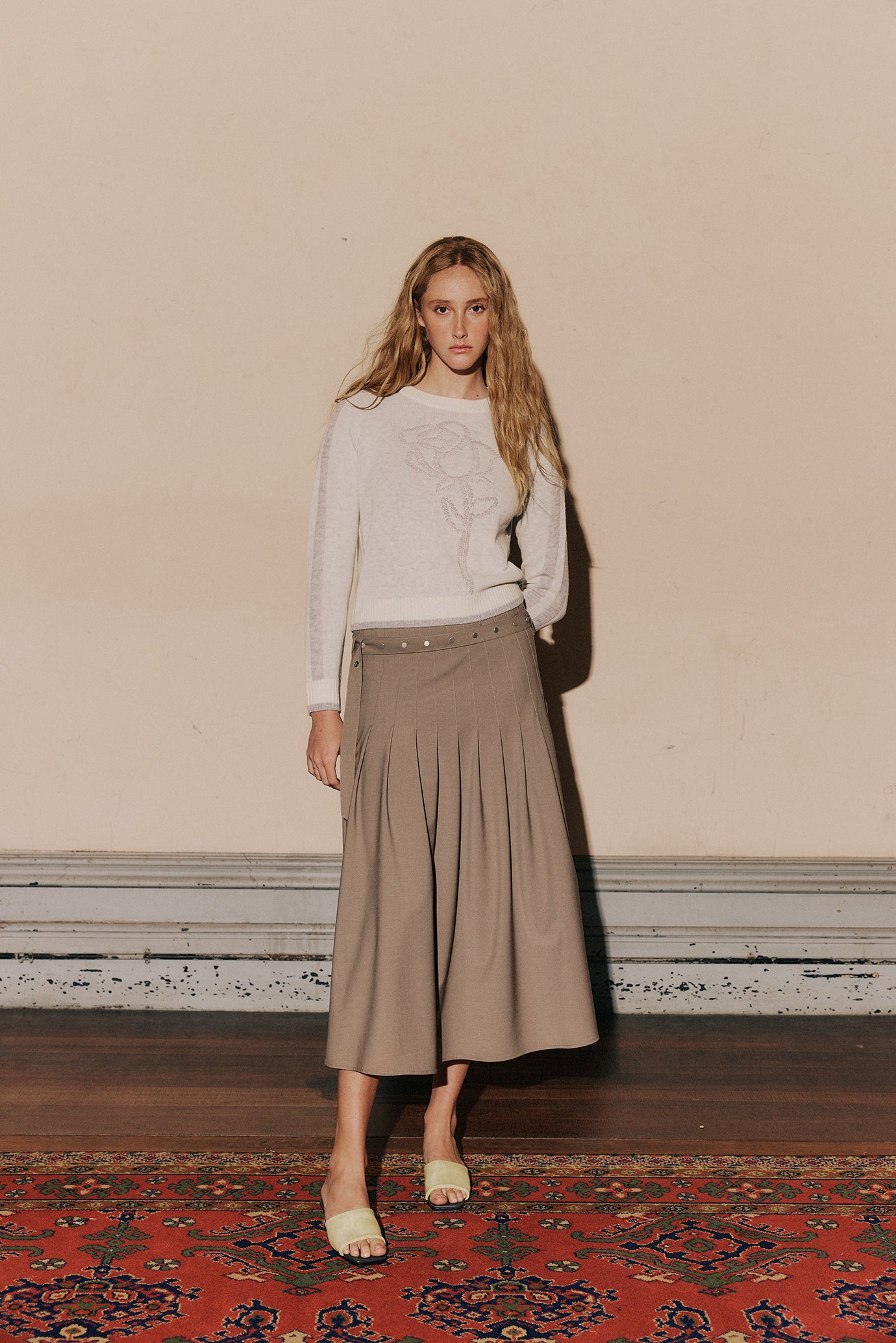 Noor Rose Knit - Snow