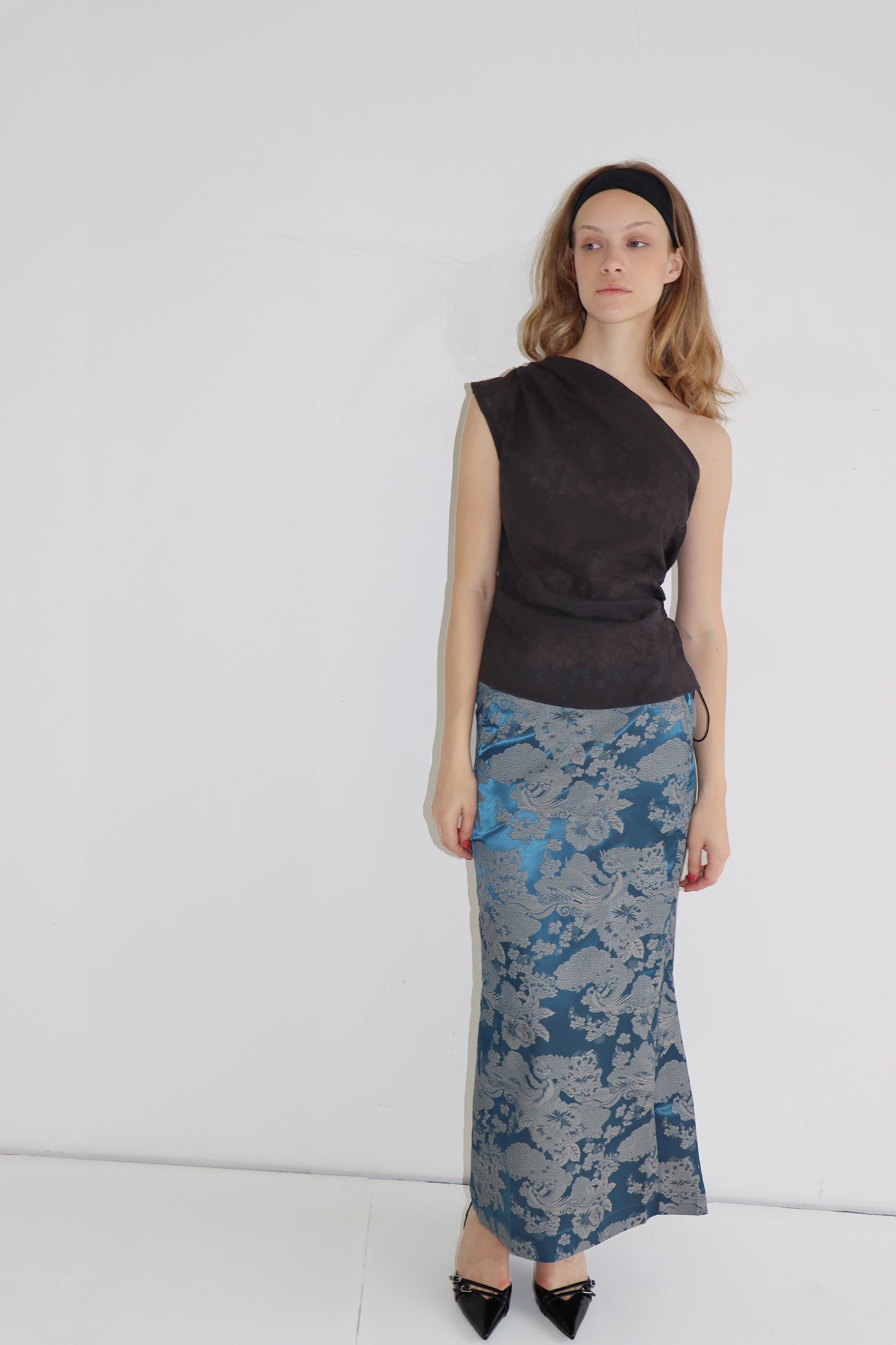 Ora One Shoulder - Black Floral