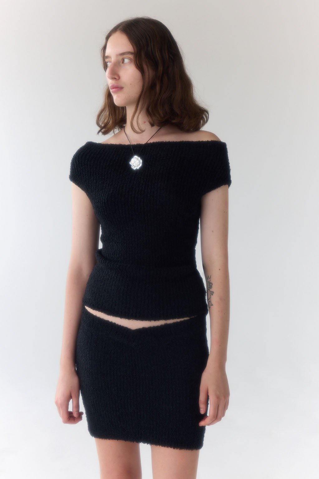 Maru Off-the-Shoulder Knit