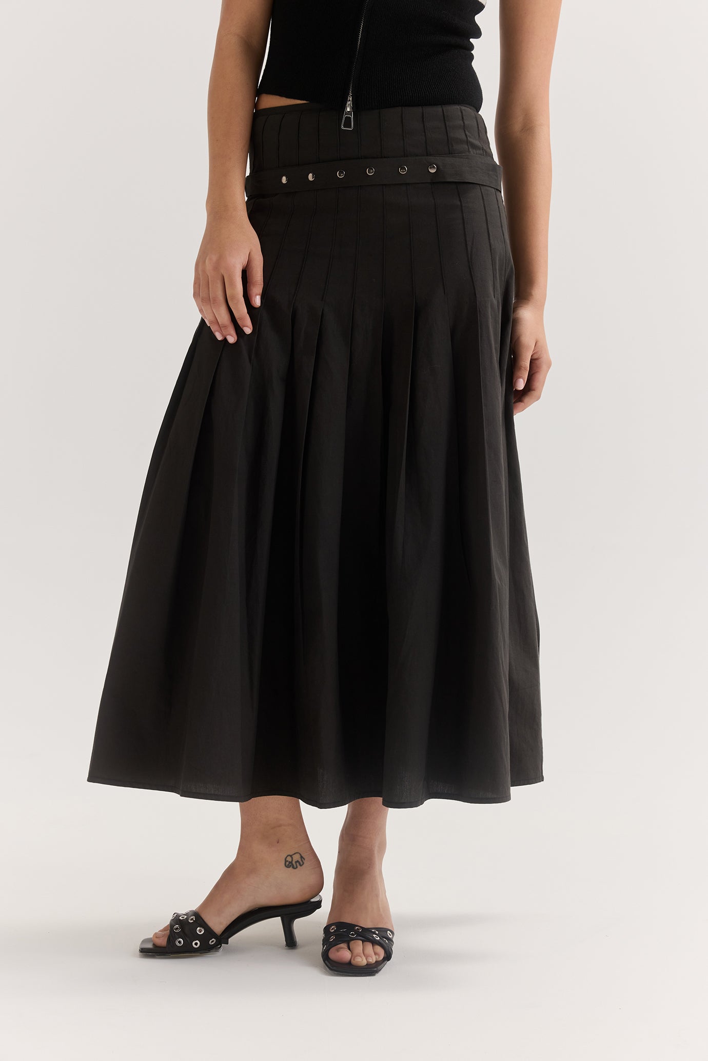 Greta Pleat Skirt - Black