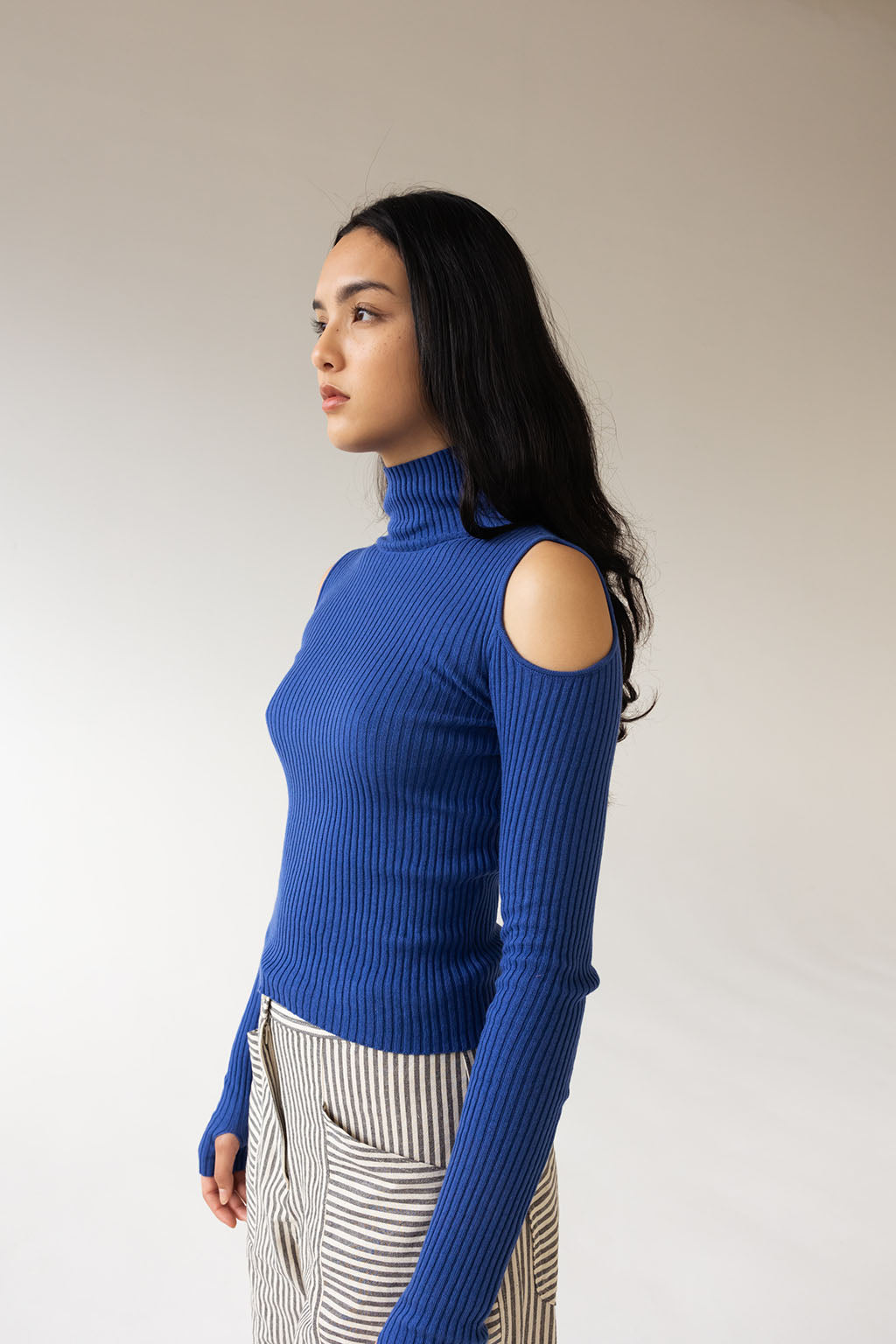 Noya Cold Shoulder Skivvy - Sapphire